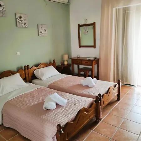 דירה Aris Seaside Issos 2