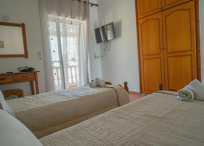 Aris Seaside Issos 2 Apartman *