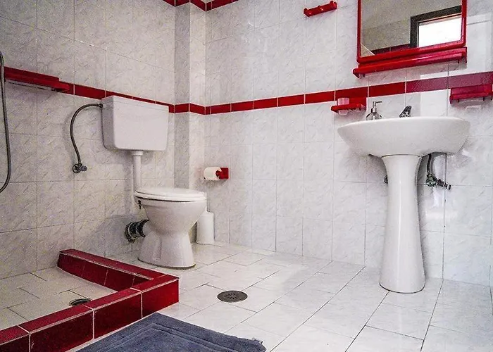 Aris Seaside Issos 2